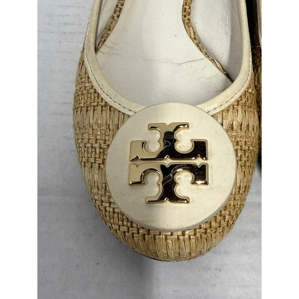 Tory Burch Raffia Ballet Flats Size 6 Gold‎ Logo Medallion Slip On